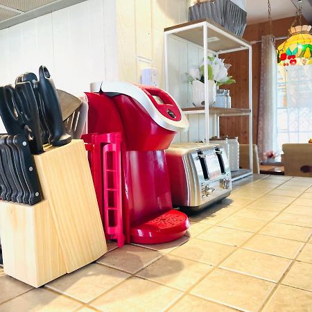 Вилла Chalet Centenaire Mauricie Saint Roch de Mekinac Экстерьер фото