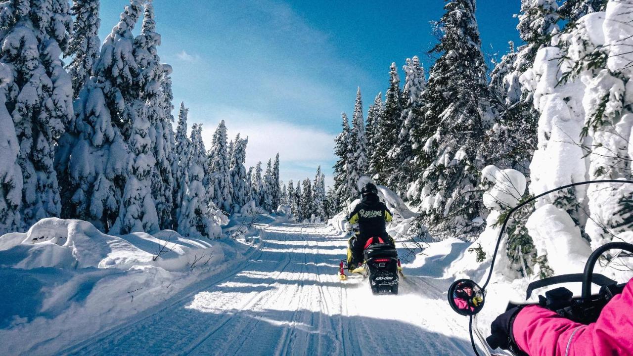 Вилла Chalet Centenaire Mauricie Saint Roch de Mekinac Экстерьер фото