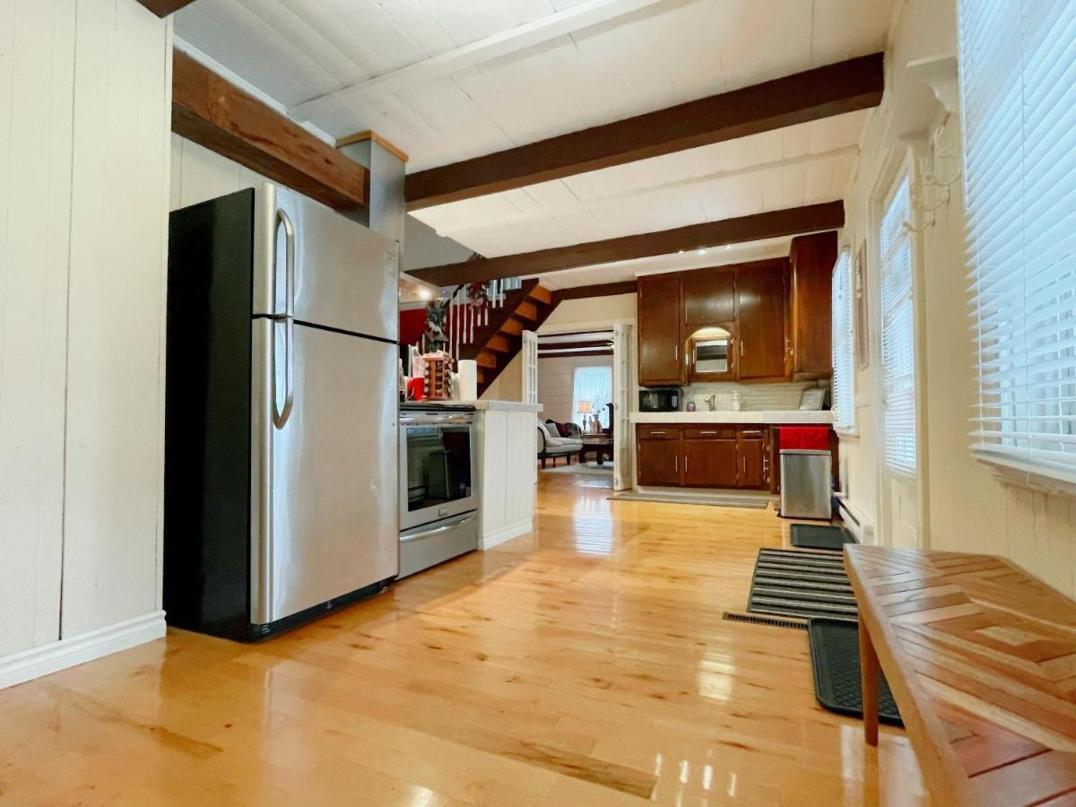 Вилла Chalet Centenaire Mauricie Saint Roch de Mekinac Экстерьер фото